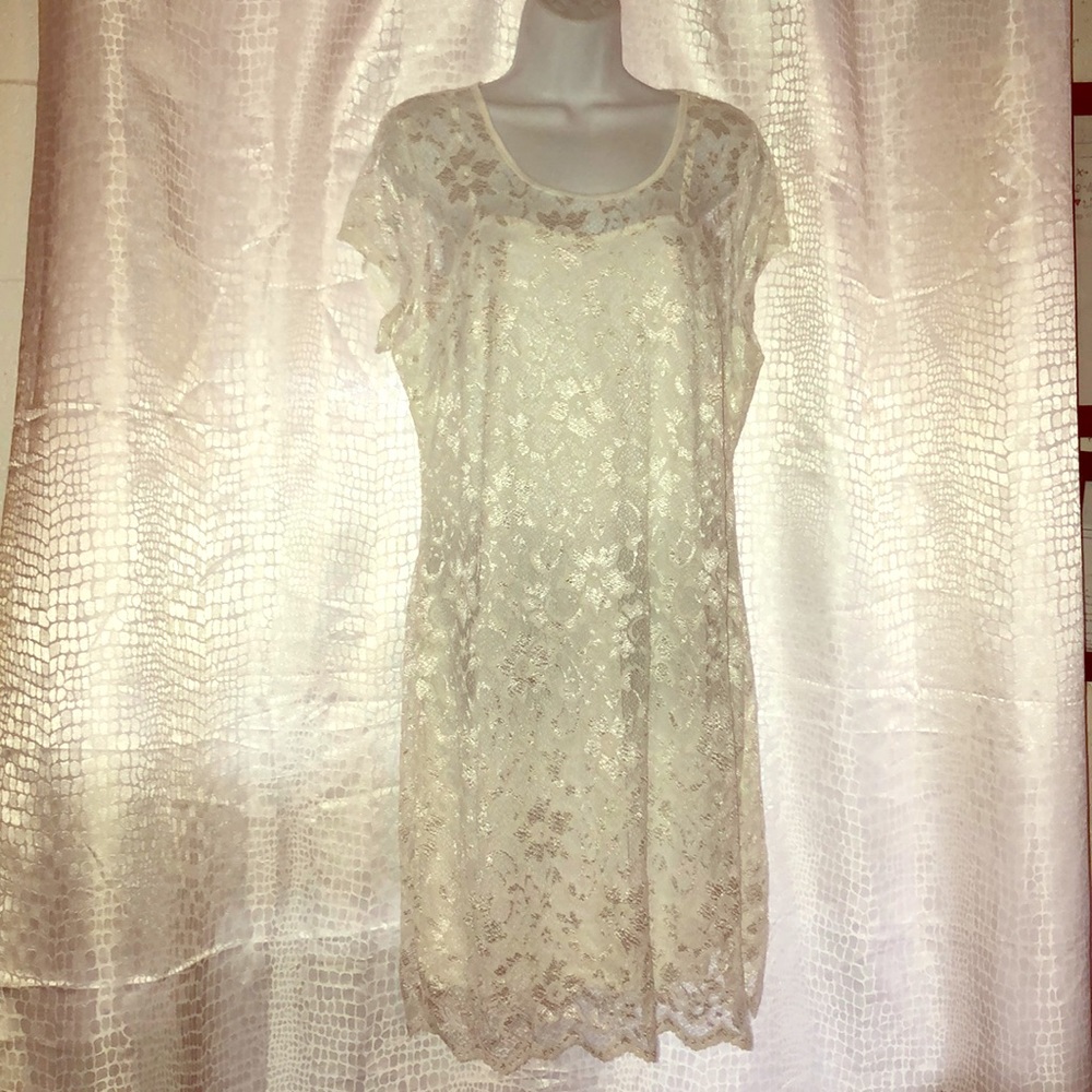 Almost Famous Women’s 👗